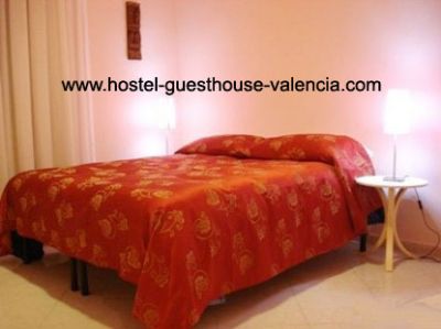 Cheap Rooms for las fallas Valencia only 30/night for one person