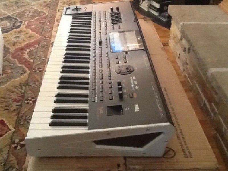 Korg Pa4x for sale 850