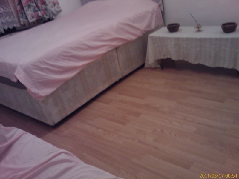 Three Double rooms for single female or two females