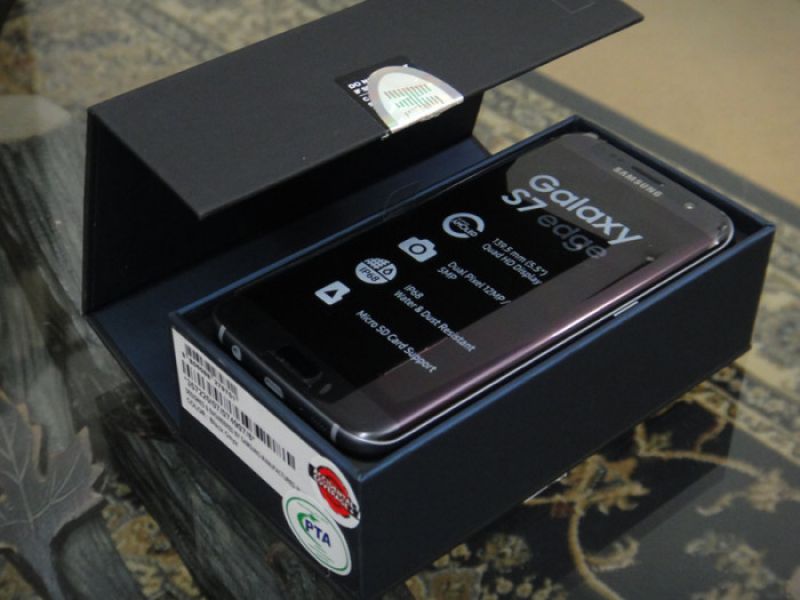BULK SALE: Apple iPhone7 6S,6-Mac Book air,Samsung 7Edge,BlackBerry Porsche Design P9983 