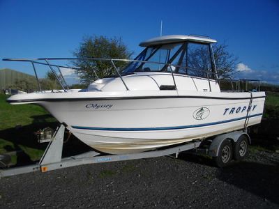 Bayliner Trophy Fishing Boat