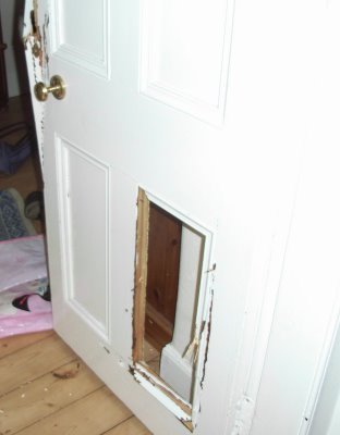 Fix BrOkEn Door/Window Rapid Respond Multiskilled Handymen in your Neighbourhood Emergency Call out