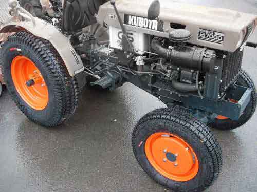 Yenibiz.com: spares  -> kubota/iseki tractors (grey import)