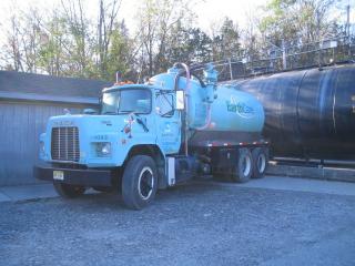 Used 1993 Mack Rd690s Heavy Duty Truck For Sale in New York Montgomery